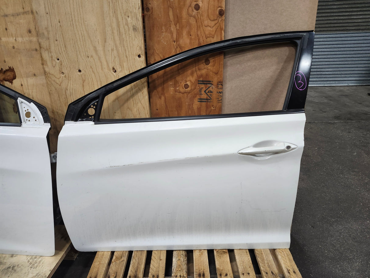 Hyundai Elantra 2011-2016 Front Left White Door - Toronto Auto Parts