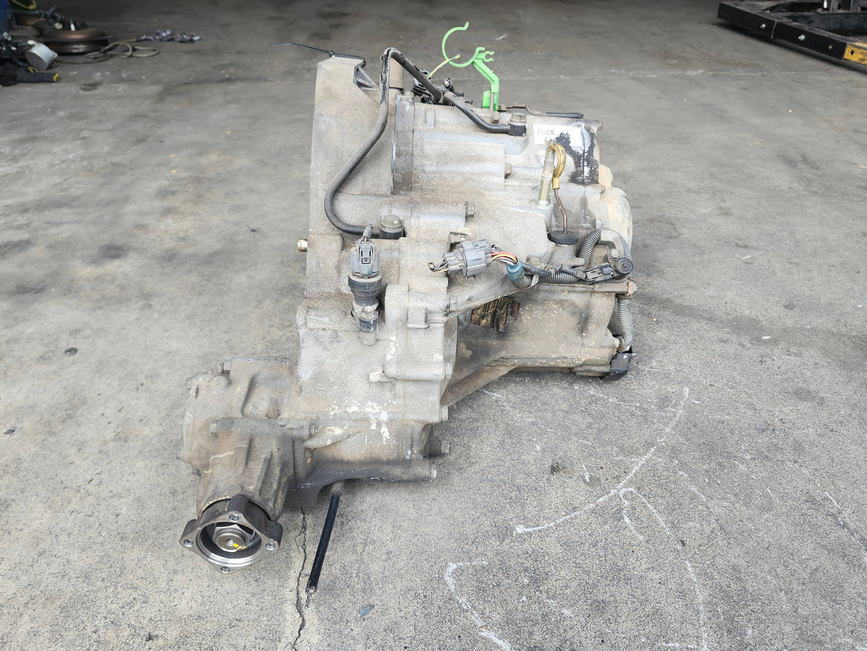 JDM Honda CR-V 1997-2001 2.0L 4WD B20B Transmission Only / Stock No:1802