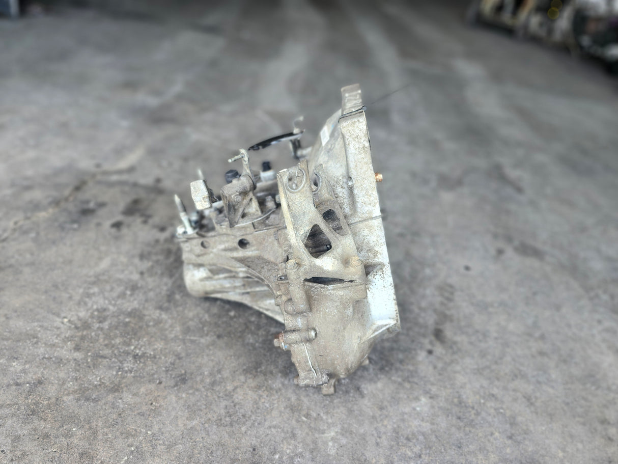 JDM Honda Civic 2013-2015 R18Z 1.8L Manual Transmission / Stock No : 1982