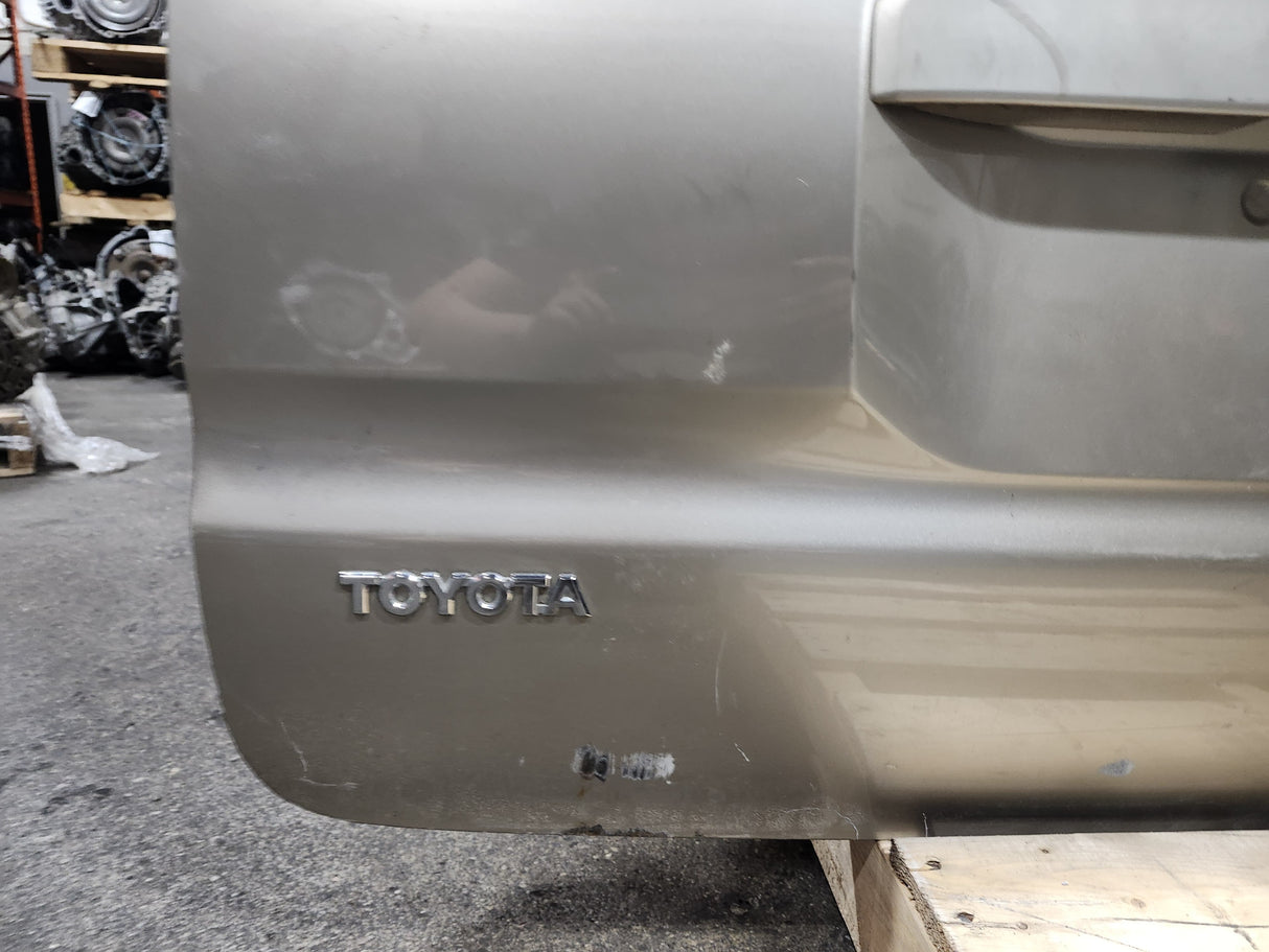 TOYOTA 4RUNNER 2003-2009 TAILGATE / NO RUST / GOLD #1
