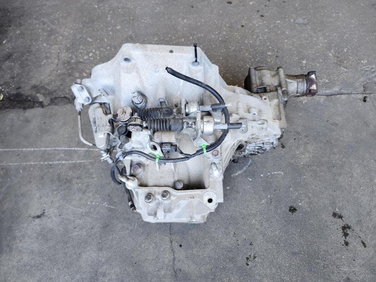 JDM Honda CR-V 2007-2009 AWD K24A 6-Speed Manual Transmission/ Stock No: 1572 - Toronto Auto Parts