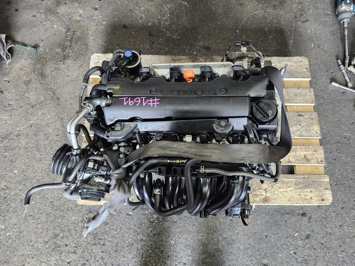 JDM Honda Civic 2012-2015 R18Z 1.8L Engine Only / Stock No:1691