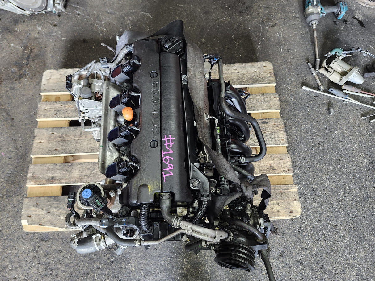 JDM Honda Civic 2012-2015 R18Z 1.8L Engine Only / Stock No:1691
