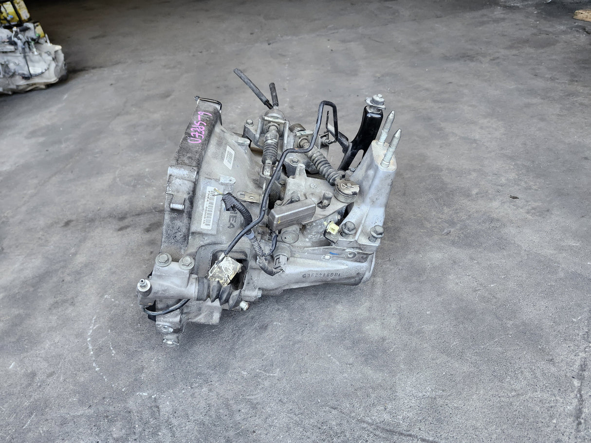 JDM Honda Civic 2006-2011 R18A 1.8L 6-Speed Manual Transmission / Low Mileage / Stock No: 1575 - Toronto Auto Parts