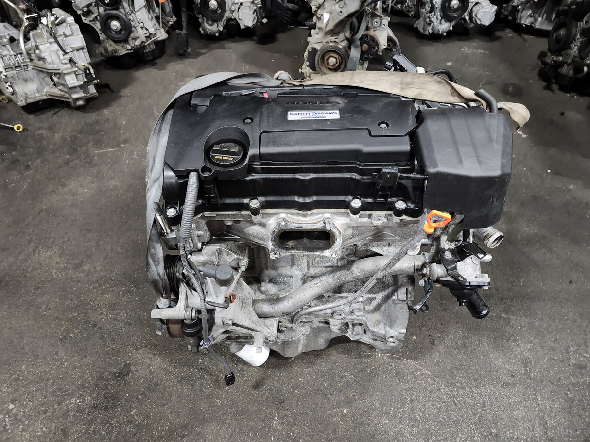 JDM Honda CR-V 2015-2019 K24W9 2.4L Engine Only / Stock No: 1525 - Toronto Auto Parts