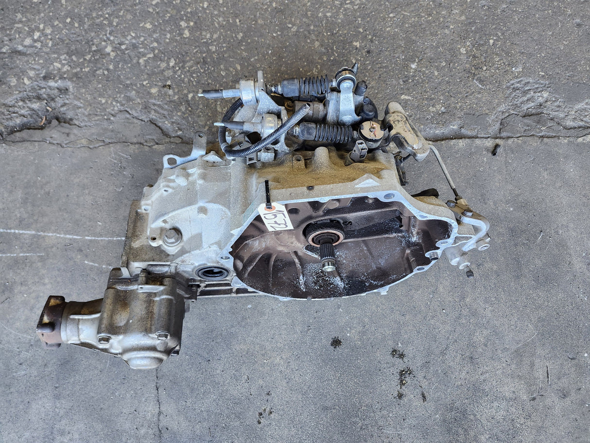 JDM Honda CR-V 2007-2009 AWD K24A 6-Speed Manual Transmission/ Stock No: 1572 - Toronto Auto Parts