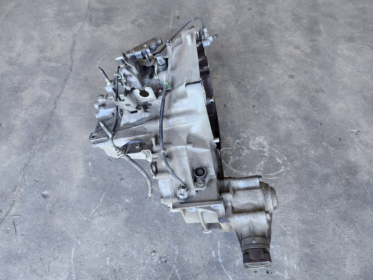 JDM Honda CR-V 2002-2006 AWD K24A 5-Speed Manual Transmission/ Stock No: 1570 - Toronto Auto Parts