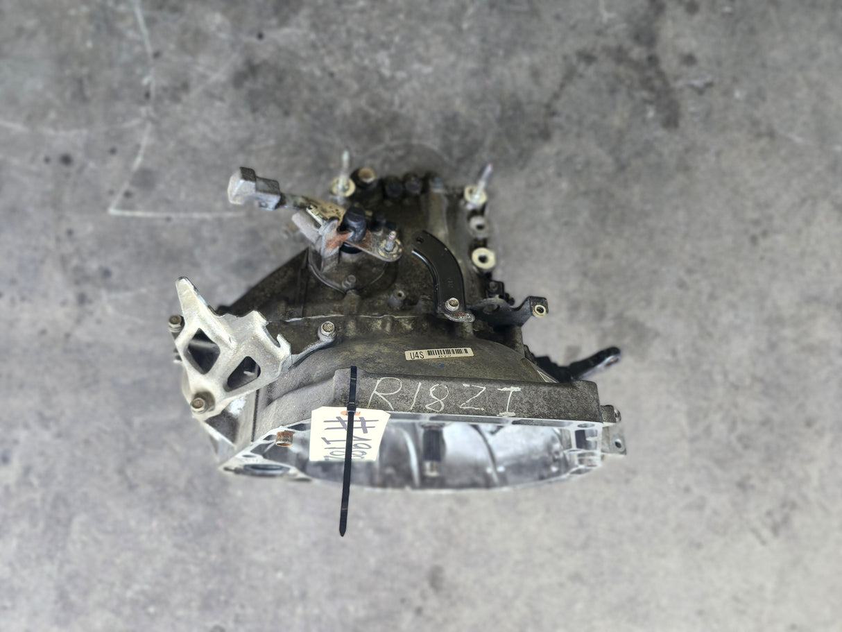 JDM Honda Civic 2013-2015 R18Z 1.8L Manual Transmission / Stock No : 1982