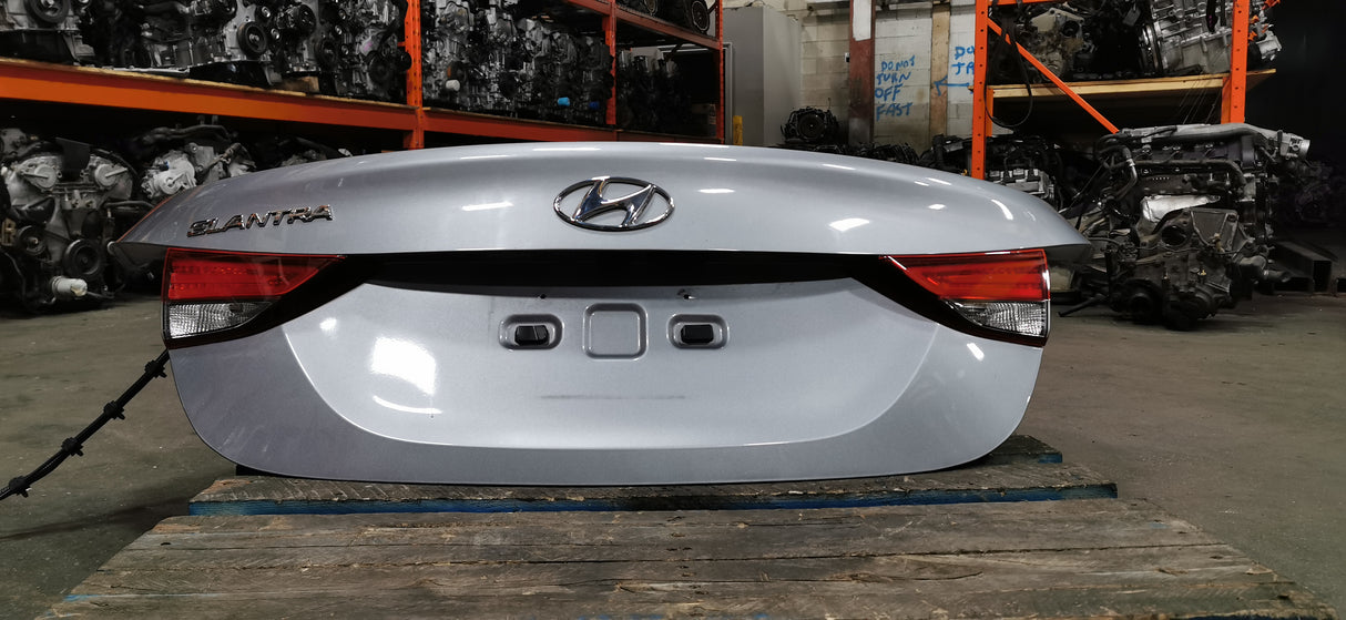 Hyundai Elantra 2014-2016 Grey Trunk Complete - Toronto Auto Parts
